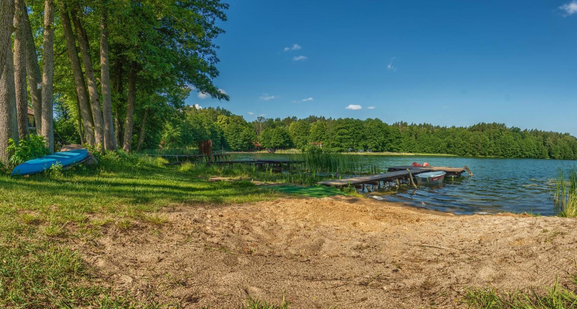 Domki Nad Brzegiem Dluzek Exterior foto